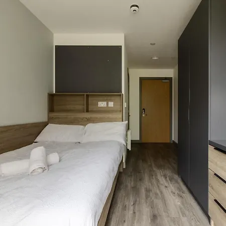 Ashlin House By Argyl (adults Only) מלון קורק